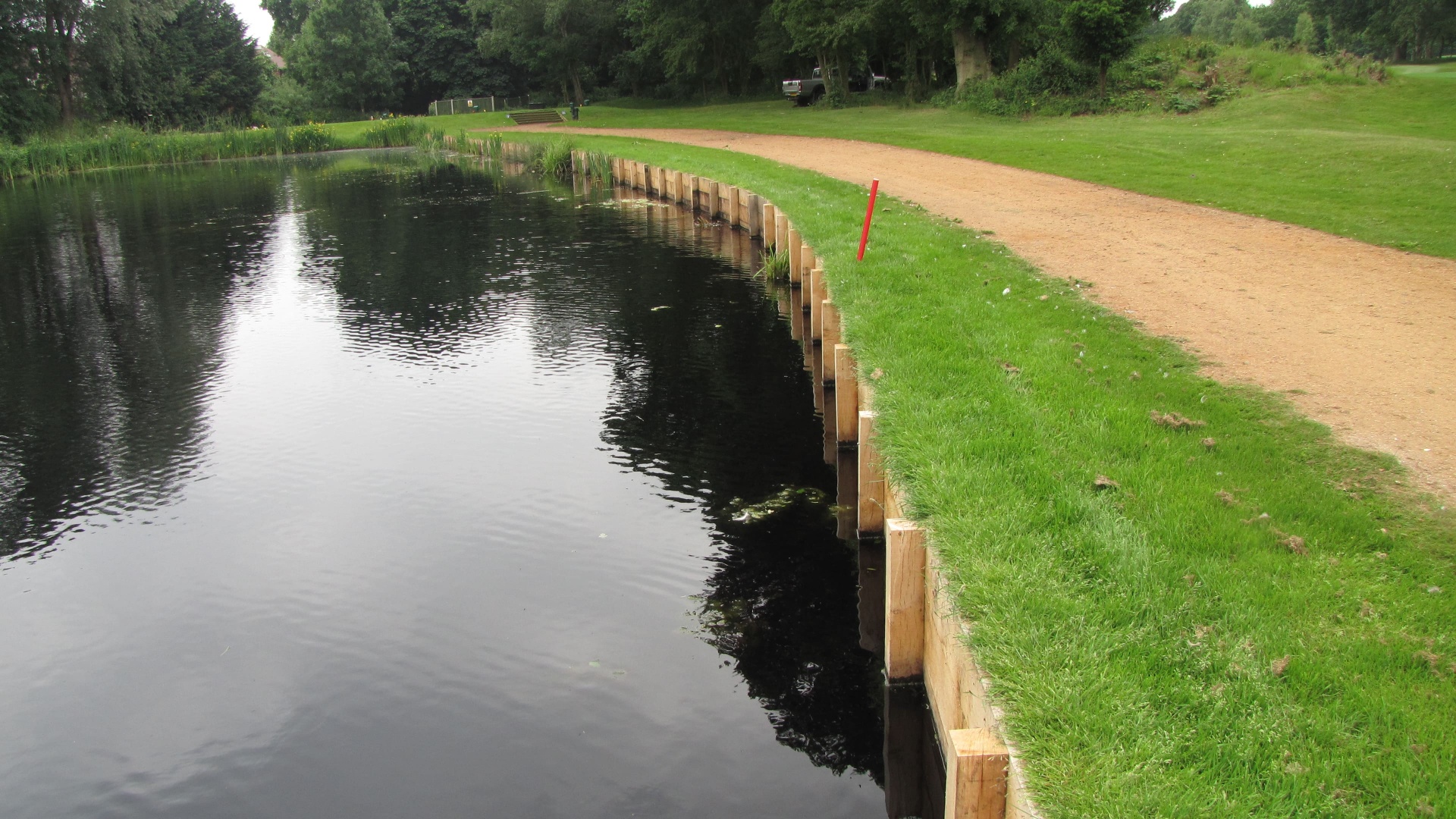 Green oak revetment